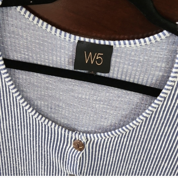 W5 Striped Button-Down Tie Front Shirt 💙 - Picture 4 of 5